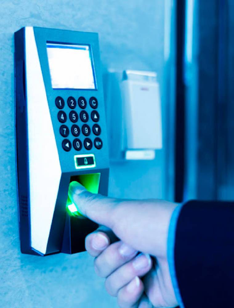 Control de acceso biométrico y seguridad digital – MNWEB